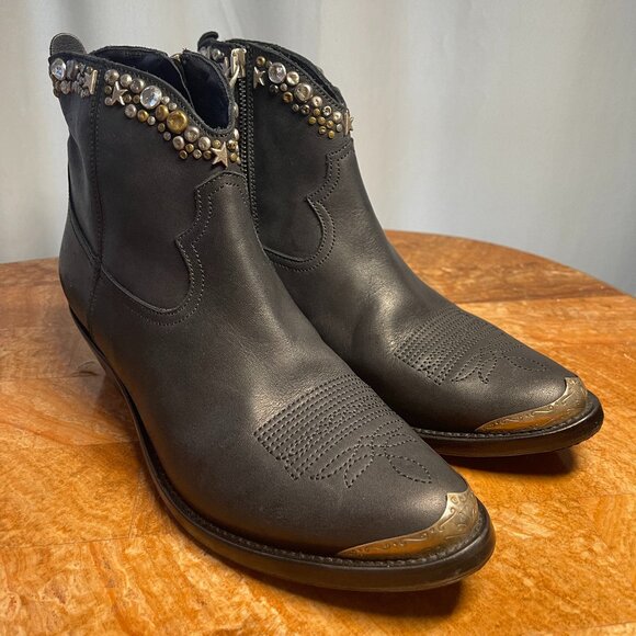 $740 Golden Goose Black Young Beaded Studded Boots ***LIKE NEW*** - Picture 1 of 16